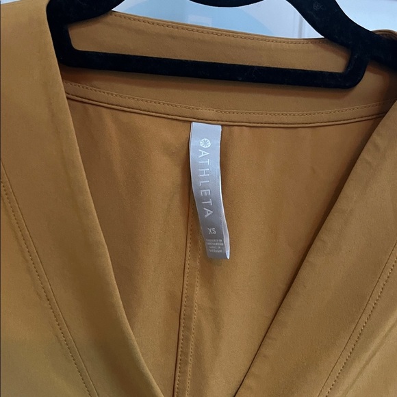 Athleta Marlow Romper Gold Yellow size XS - Picture 3 of 5